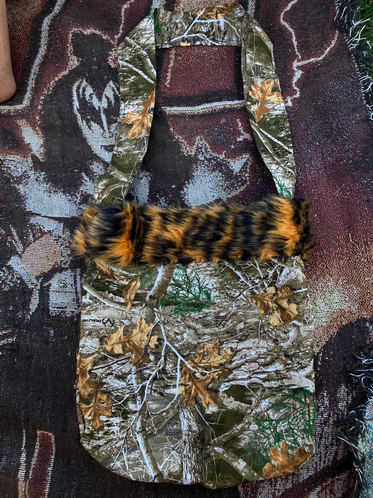 CAMO purse