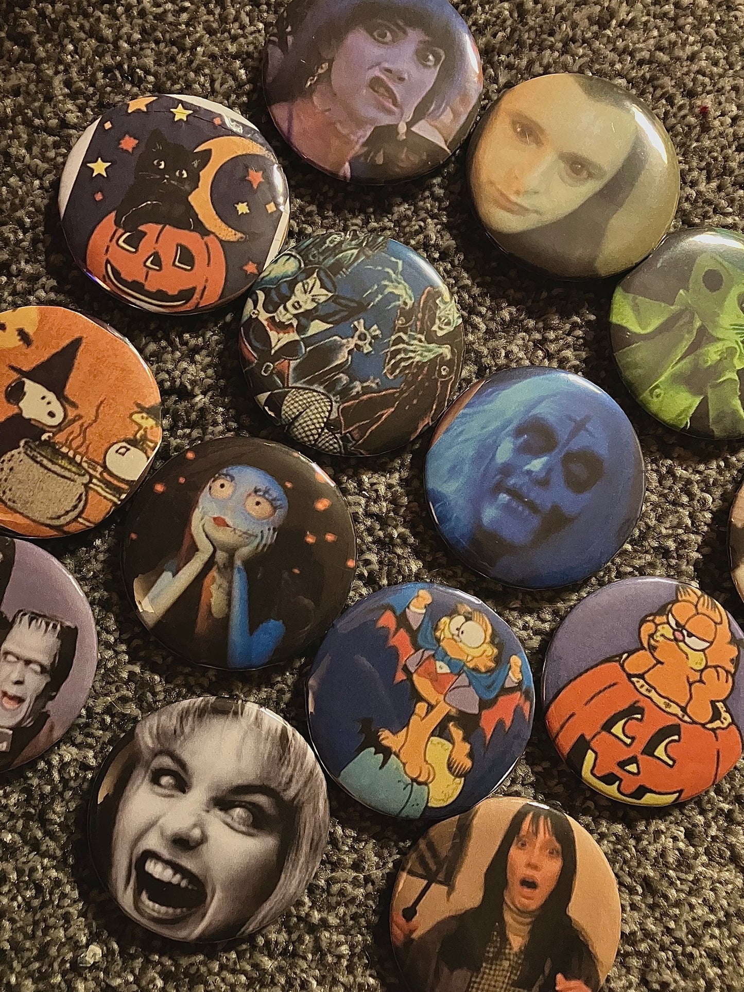 Halloween buttons