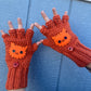 Crotchet kitty gloves
