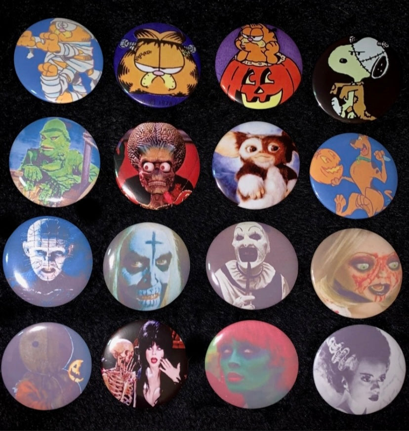 “2.25 Halloween pins