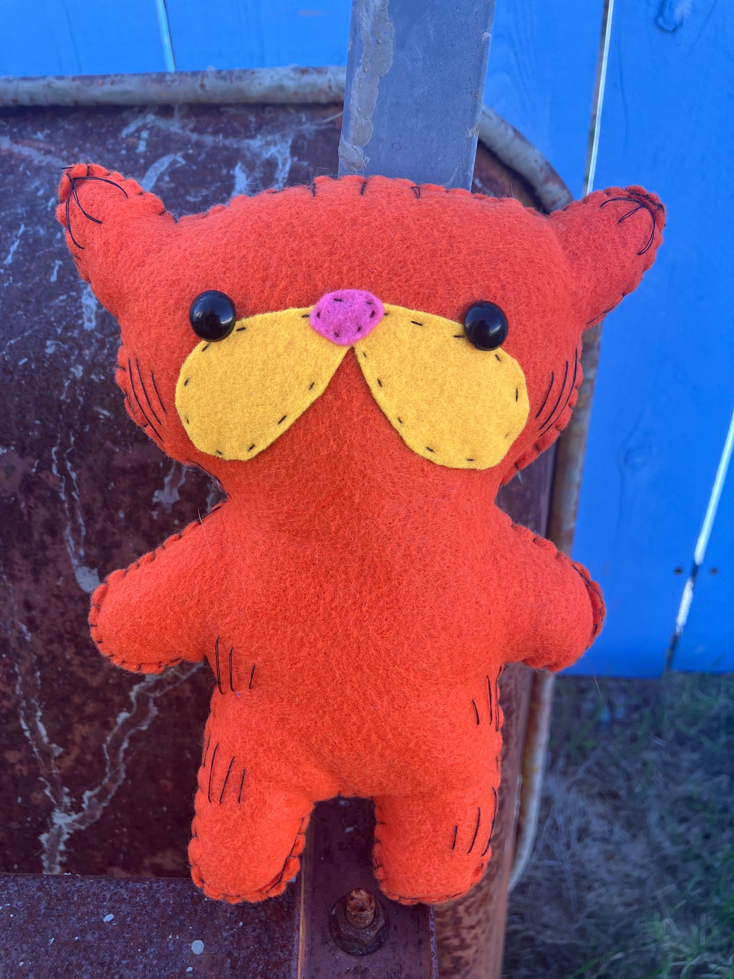 Simple Garfield doll