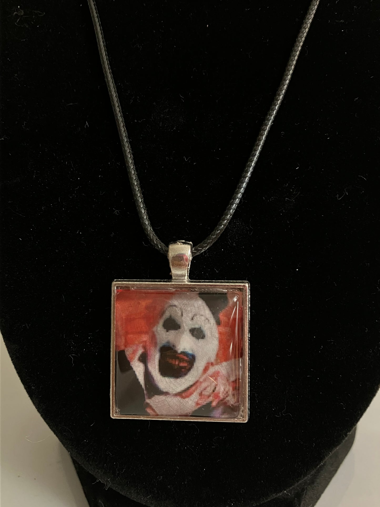 Art the clown necklace
